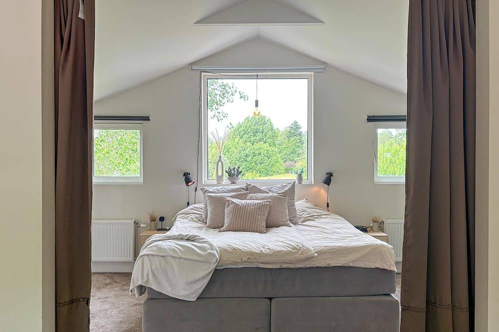 Gorgeous home in Gråbo with sauna in Stora Lundby distrikt, Grabo