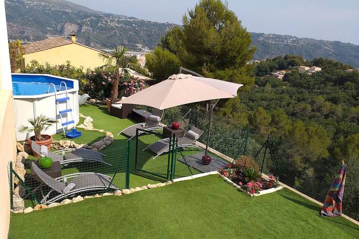 Location de vacances pour 6 personnes, avec jardin et balcon à Carros - 4