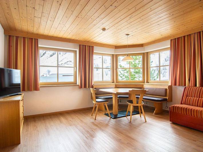 Ferienwohnung für 6 Personen, mit Balkon in Galtür - 2