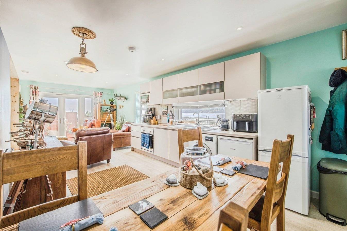 Beachside in Ferryside, Carmarthenshire