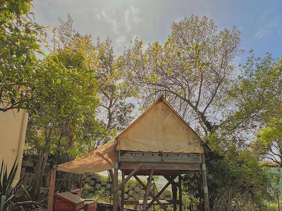 Camping Clair de Lune - Hébergement 2 personnes - Tente perchée - 5 m² - sans sanitaires in La Madrague, Hyeres