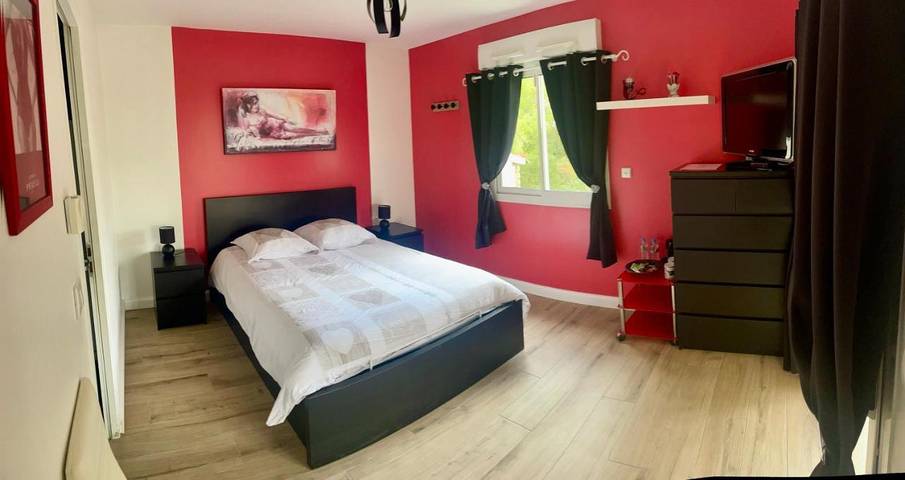 Chambre d’hôte pour 2 personnes, avec terrasse ainsi que jardin et vue à Bourg-Achard