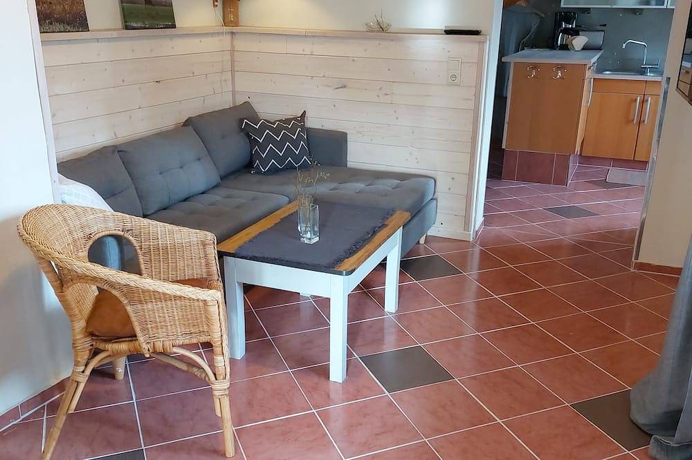 Ganze Wohnung, Kleine gemütliche Ferienwohnung 5min. von den Kureinrichtungen entfernt. in Bad Liebenstein, Rennsteig