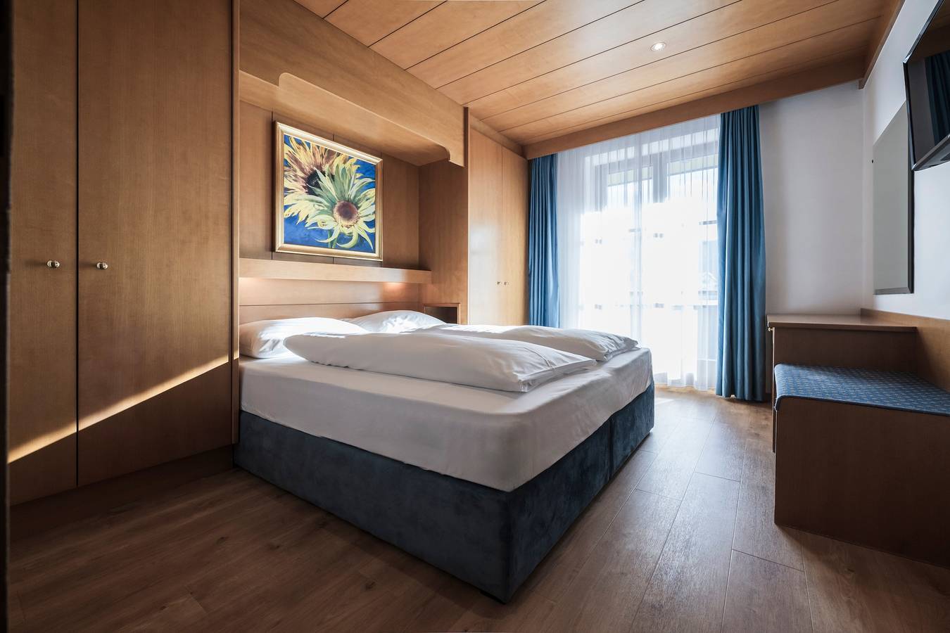 Ganze Wohnung, "Villa Stella Apartment N 47" nahe Skiliften, Bergblick, Balkon und Garten in St. Ulrich in Gröden, Dolomiti Superski