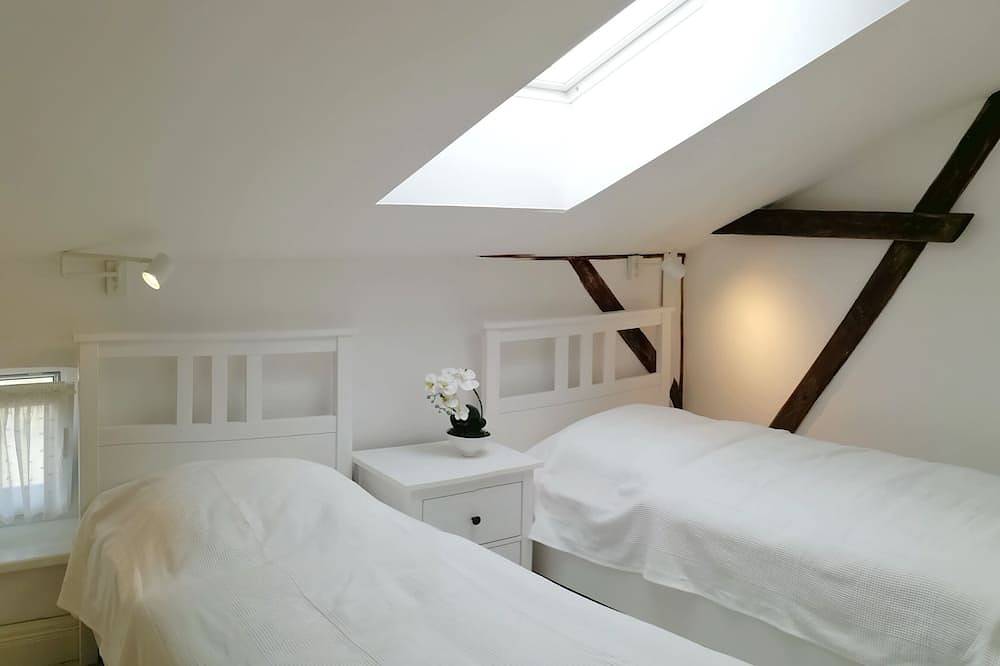 Elbtalauen,komfortables 4* Ferienhaus mit 2 separaten Wohnungen mit je 100 m² in Amt Neuhaus, Elbtalaue
