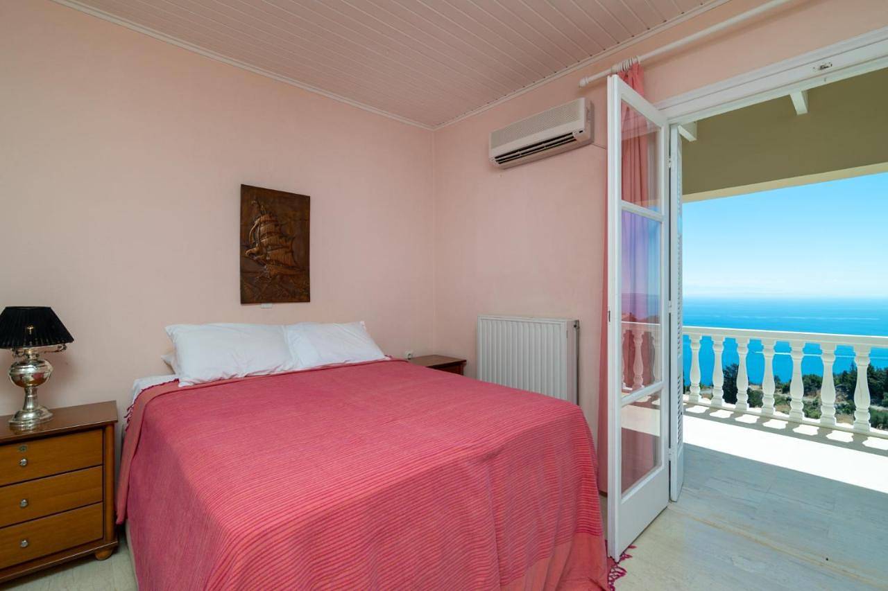 Studio with Terrace in Agios Nikolaos (Zakynthos), Zante