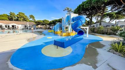 Camping pour 6 Personnes dans Le Bois-Plage-en-Ré, Côte des Fleurs, Photo 3