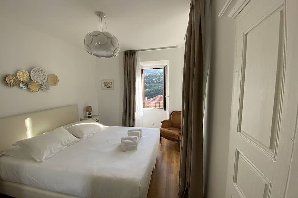 Apartamento entero, Charming apartment in the heart of Piana in Piana, Region de Ajaccio