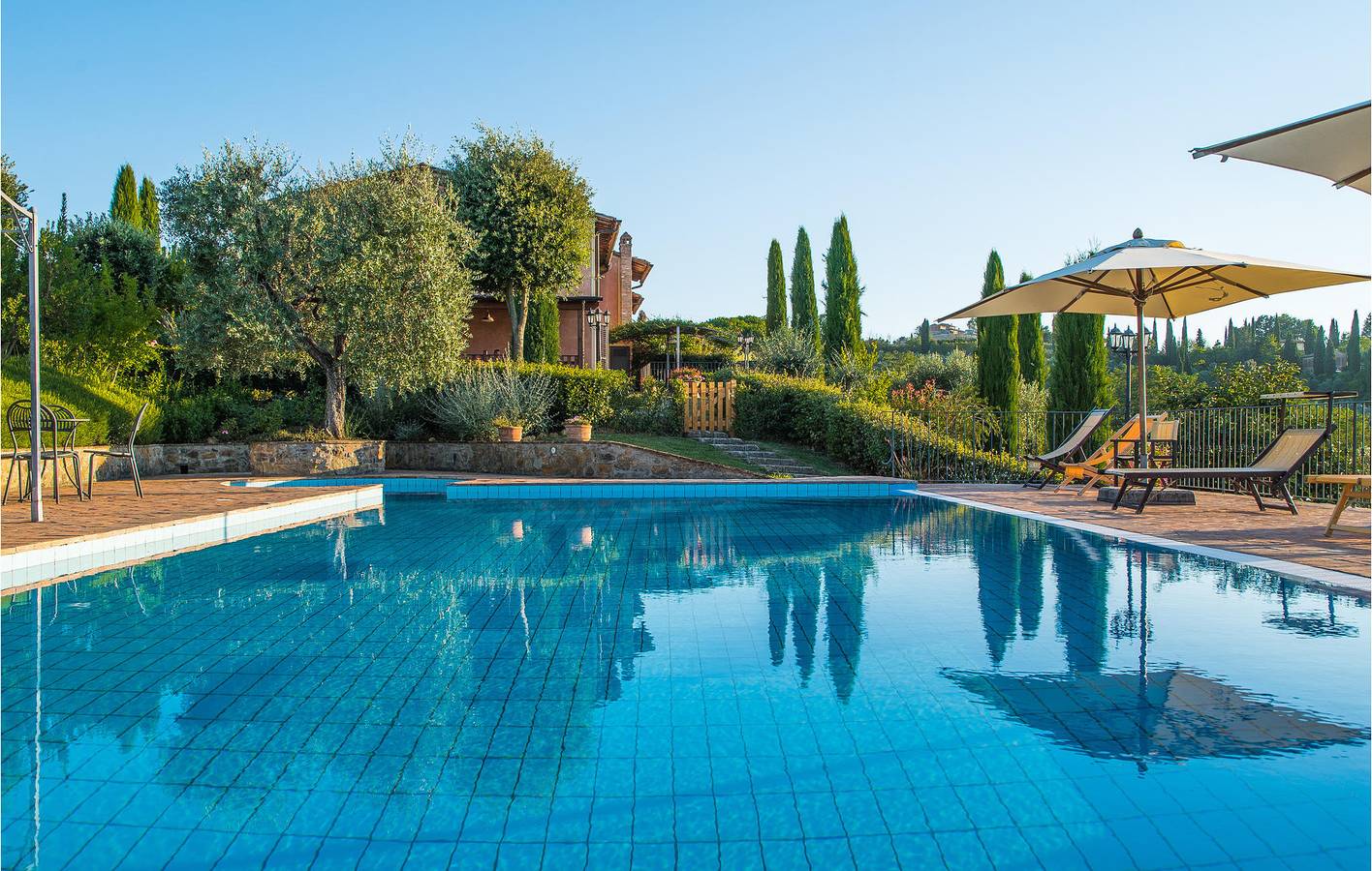 300m² Wohnung mit Parkplatz, Pool und Garten in Alberi, Chianti