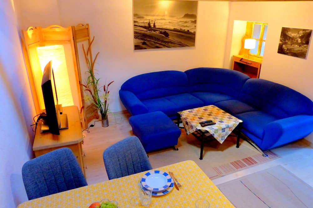 Ganze Wohnung, Gemütliche Ferienwohnung- 2 Personen, 45qm, 1 Schlafzimmer, Sonnenterrasse in Bad Reichenhall, Berchtesgadener Alpen