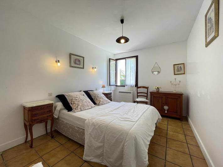 Gîte pour 4 personnes, avec jardin à Uhart-Cize - 4