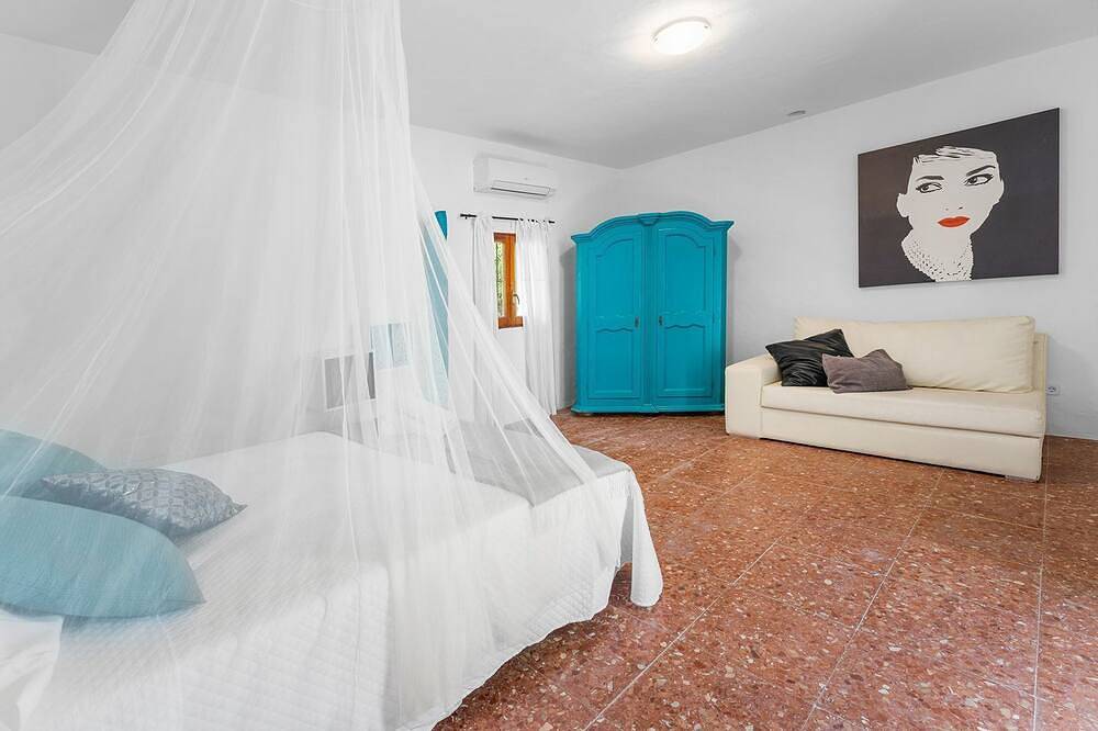 Villa 5906. Peaceful option in Ibiza in Sant Jordi de ses Salines, Sant Josep de sa Talaia