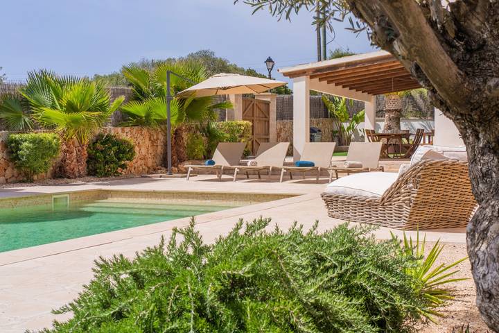 Ferienhaus für 7 Personen, mit Garten in Cala Llombards