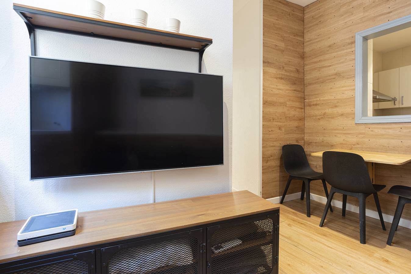 Hel lejlighed, Cobertizo A - Booking.com, Vrbo, Holidu in Centro (Málaga), Malaga