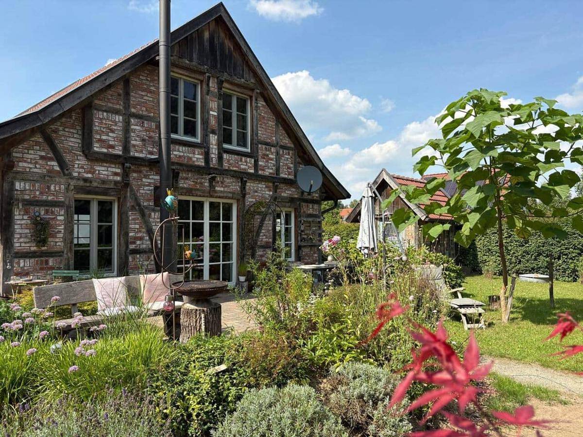 Fachwerkhaus am See mit Fass-Sauna im Münsterland in Warendorf, Kreis Warendorf