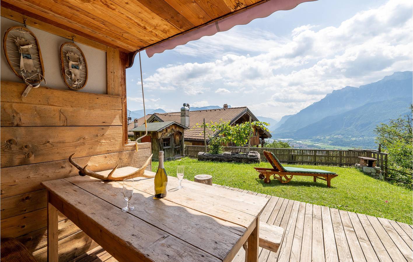 Apartment mit Bergblick, Parkplatz, Terrasse und Internet in Telve di Sopra, Valsugana