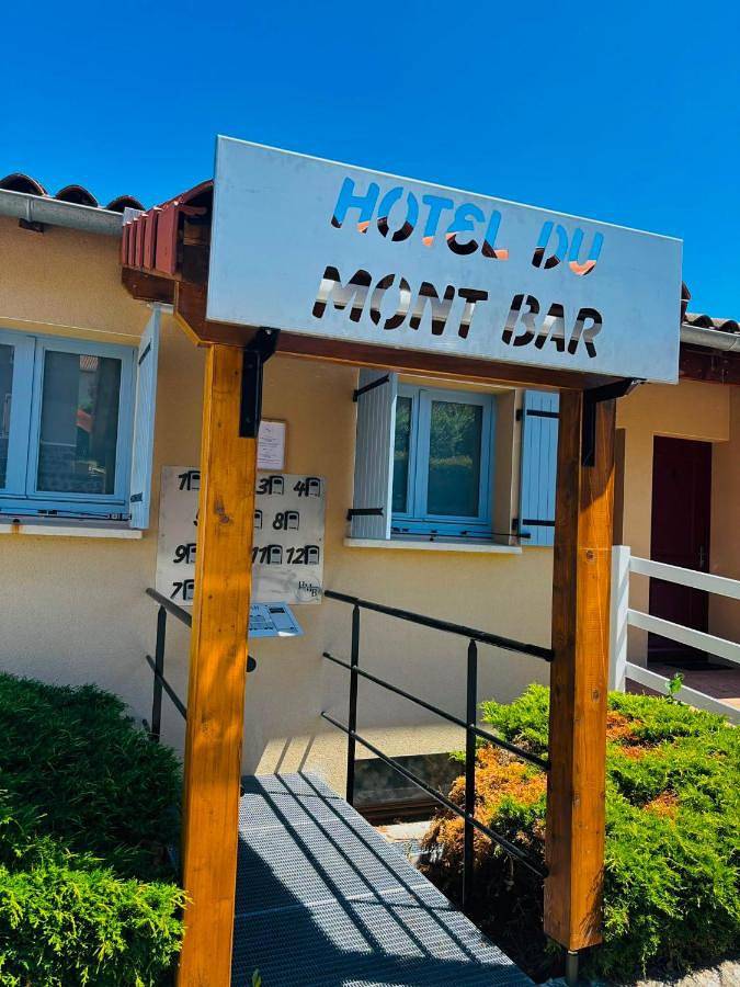Hôtel du Mont Bar in Allègre, Parc Naturel Régional Livradois-Forez