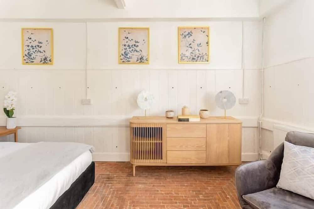 Stable - Unique Stay | Sleeps 2 | Pets Allowed | Wi-Fi in Dorset