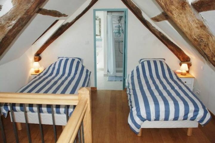 Location de vacances pour 4 personnes, avec jardin ainsi que piscine et balcon à Ginals - 4