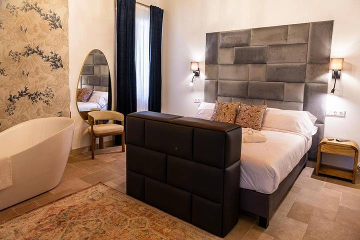Casa rural para 2 personas, con Terraza y Jacuzzi además de Jardín y Piscina en El Espinar