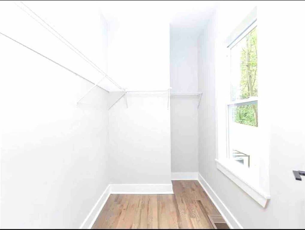 Cozy Modern Home minutes from Airport and Downtown - Pet Friendly! in East Point, Fulton County