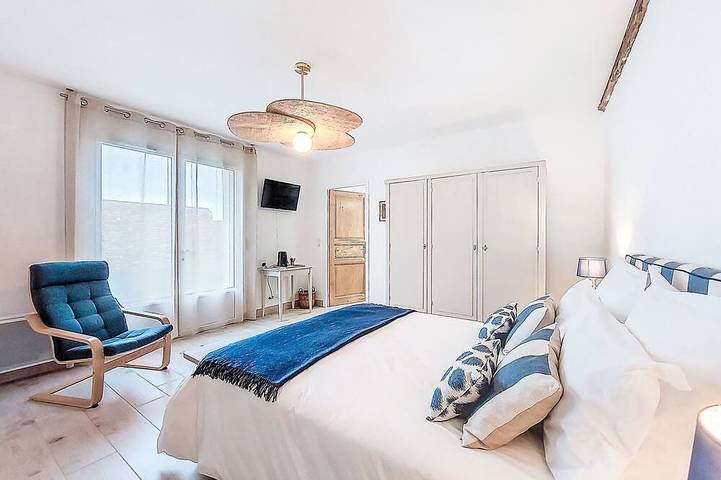 Gîte pour 4 personnes, avec Piscine à Geay - 4