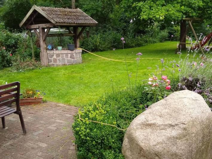 Ganze Wohnung, Kleine Ferienwohnung in Groß Mohrdorf mit Terras in Bisdorf (Groß Mohrdorf), Groß Mohrdorf