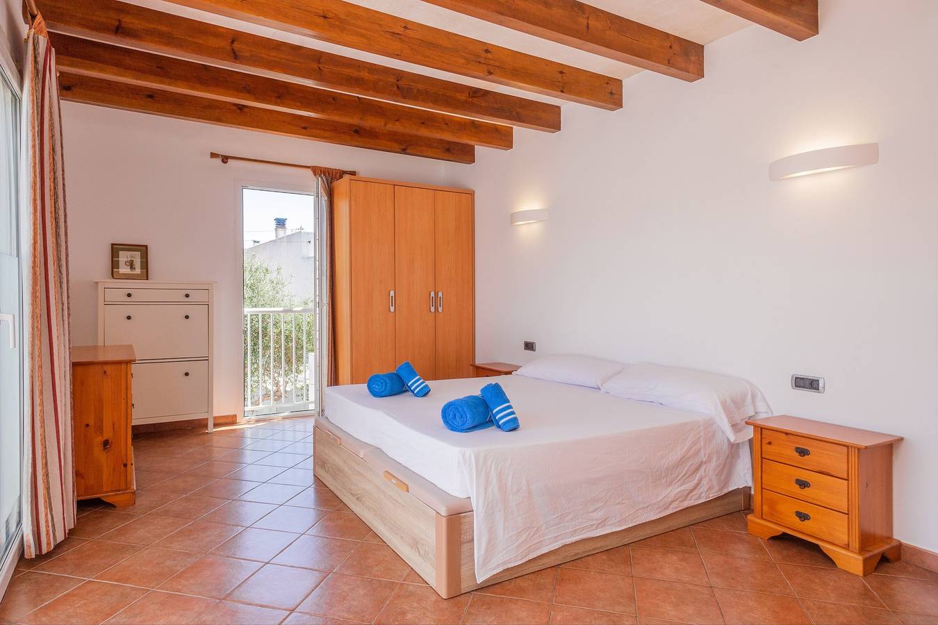 Vakantie Appartement "Villa Payu" met Zwembad, Wi-Fi, A/C, Balkon, Terras & Tuin, foto 12