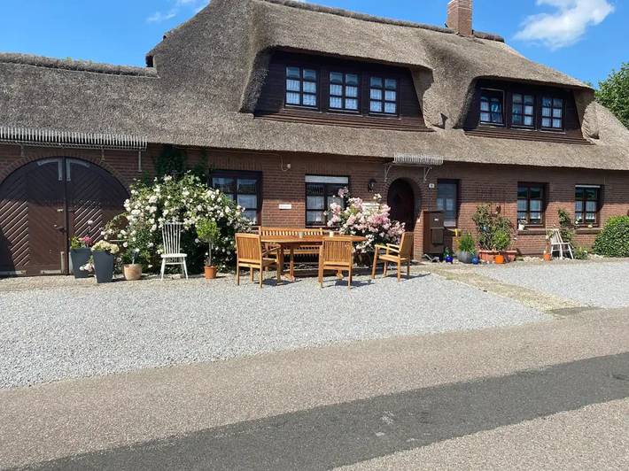 Ferienwohnung für 2 Personen, mit Garten in Poppenbüll