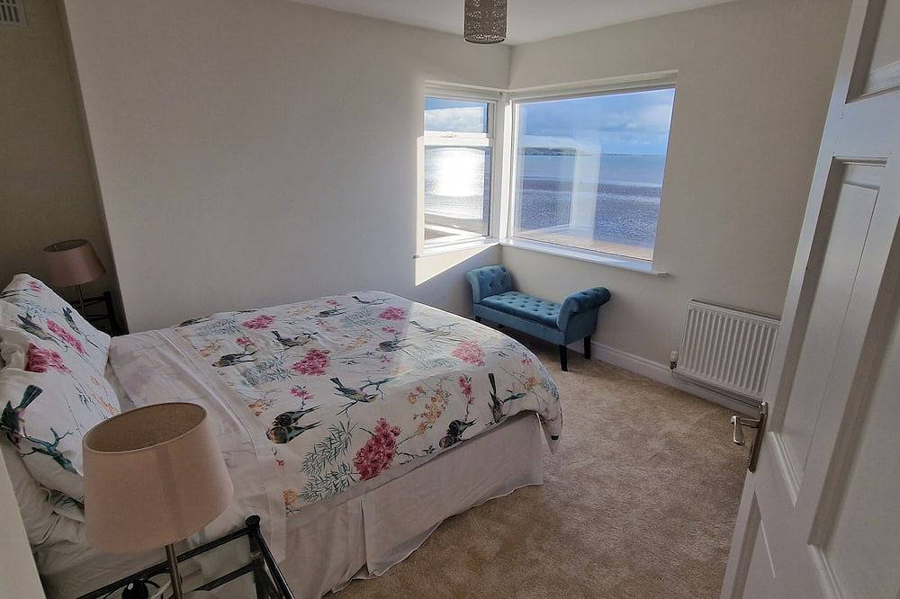 Beach House, pet friendly, with a garden in Duncannon, County Wexford in Duncannon, Ballyhack