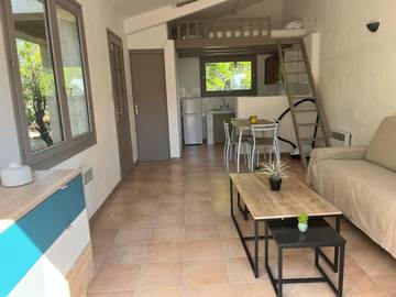 Location de vacances pour 4 personnes, avec vue et jardin dans Plage de Saint Cyprien (Lecci)