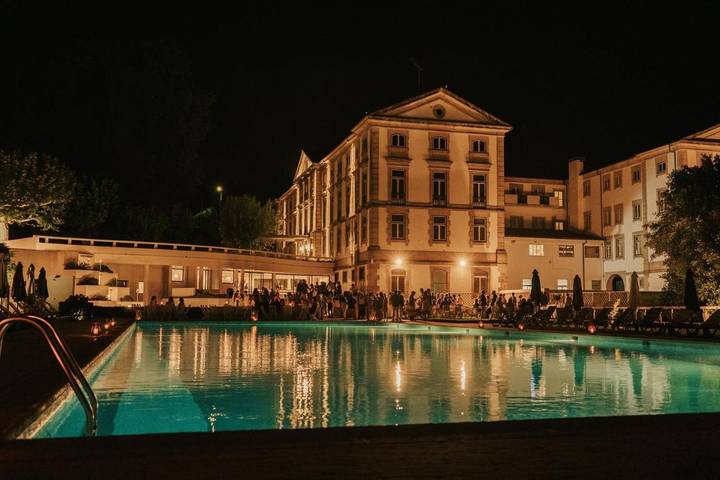 Hôtel pour 2 personnes, avec vue ainsi que piscine et jardin dans Nelas - 4