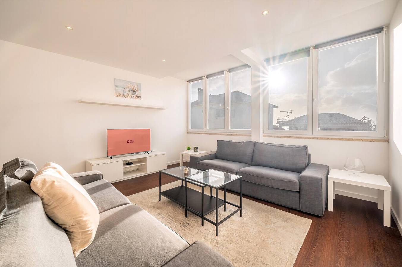 Ganze Wohnung, Ferienwohnung für 4 Personen mit Balkon in Parede, Carcavelos e Parede