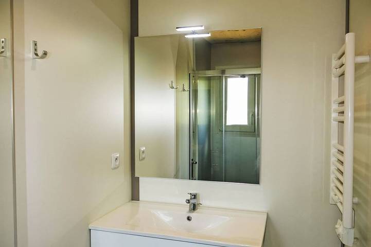 Location de vacances pour 2 personnes, avec piscine et jardin à Pluherlin - 4