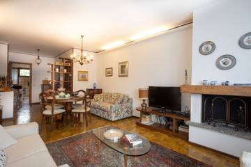 Gîte pour 5 personnes, avec vue et balcon à Mandello del Lario