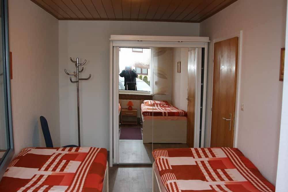 Ganze Wohnung, Ferienwohnung Möbius - Appartement/Fewo, Dusche, Wc in Burhave, Butjadingen