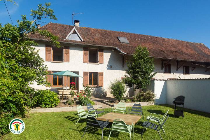 Gîte pour 8 personnes, avec jardin à Le Pont-de-Beauvoisin