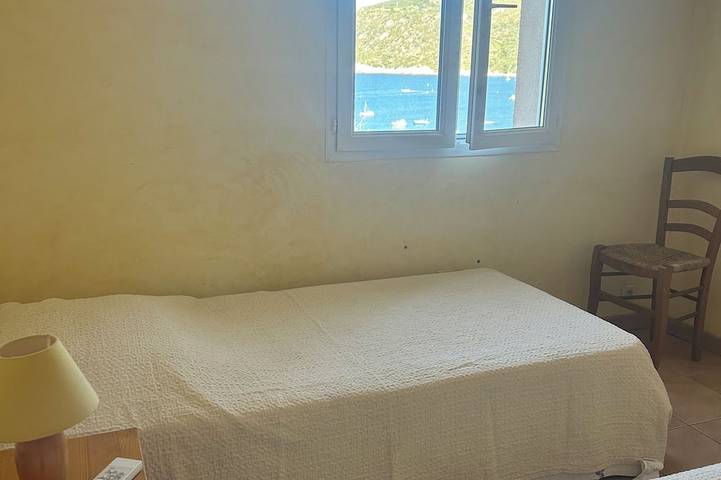 Exceptional villa in Campomoro—with ocean views and direct walking access to the beach. in Campomoro, Belvédère-Campomoro