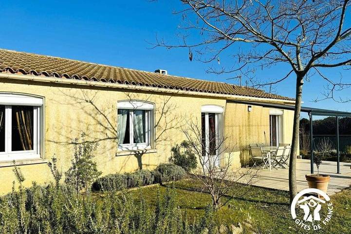 Location de vacances pour 6 personnes, avec jardin à Carcassonne