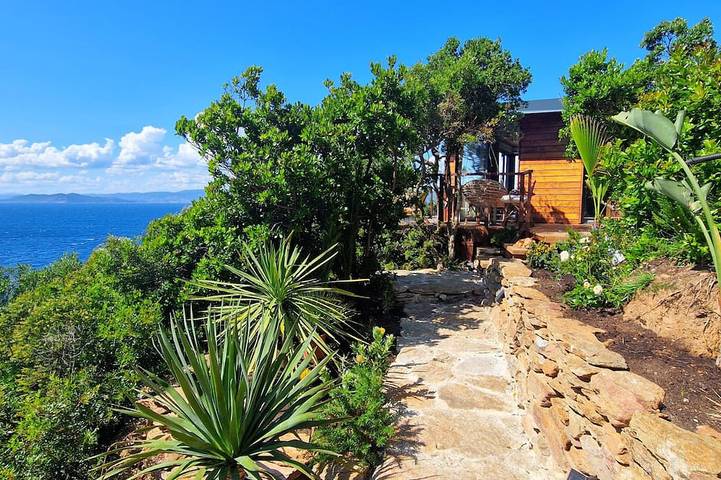 Lodges La Caouanne Vue mer panoramique domaine naturiste Île du Levant in Hyeres, Parc national de Port-Cros