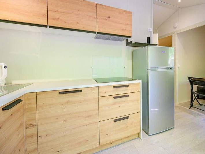 Camping Les Eaux Chaudes - Mobilhome 2 personnes - Caprice Grand Confort 1 chambre in Digne-les-Bains, Alpes-de-Haute-Provence
