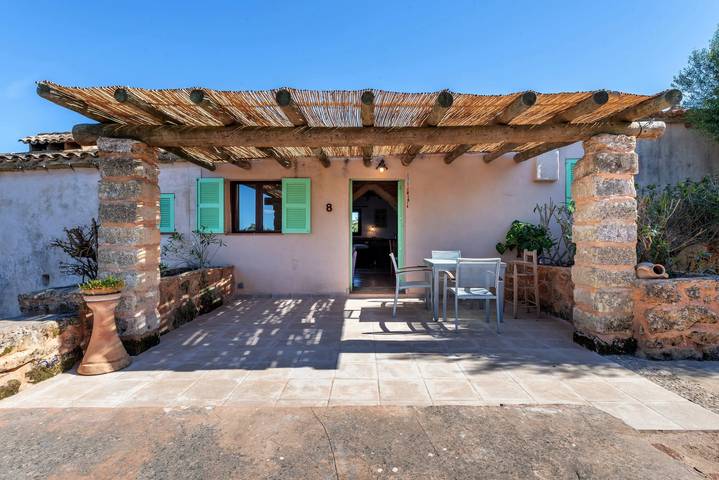 Appartement entier, Bel appartement dans une ferme avec Wi-Fi, piscine et grand espace extérieur in Manacor, Majorque de l'Est