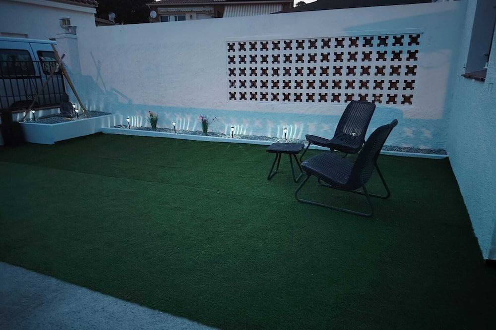 Casita moderna vacacional en roses in El Mas Mates, Roses