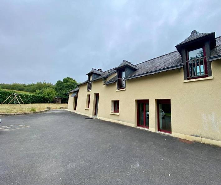 Location de vacances pour 8 personnes, avec jardin à Vezin-le-Coquet - 2