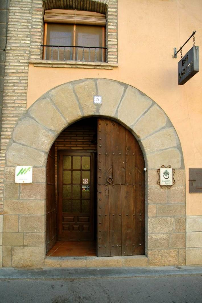 Gîte pour 3 personnes, avec jardin à Adahuesca