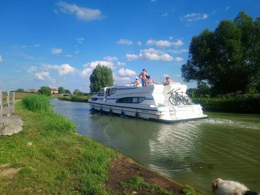 Camping Le Petit Robinson - Insolite 2 personnes in Champvert, Nièvre
