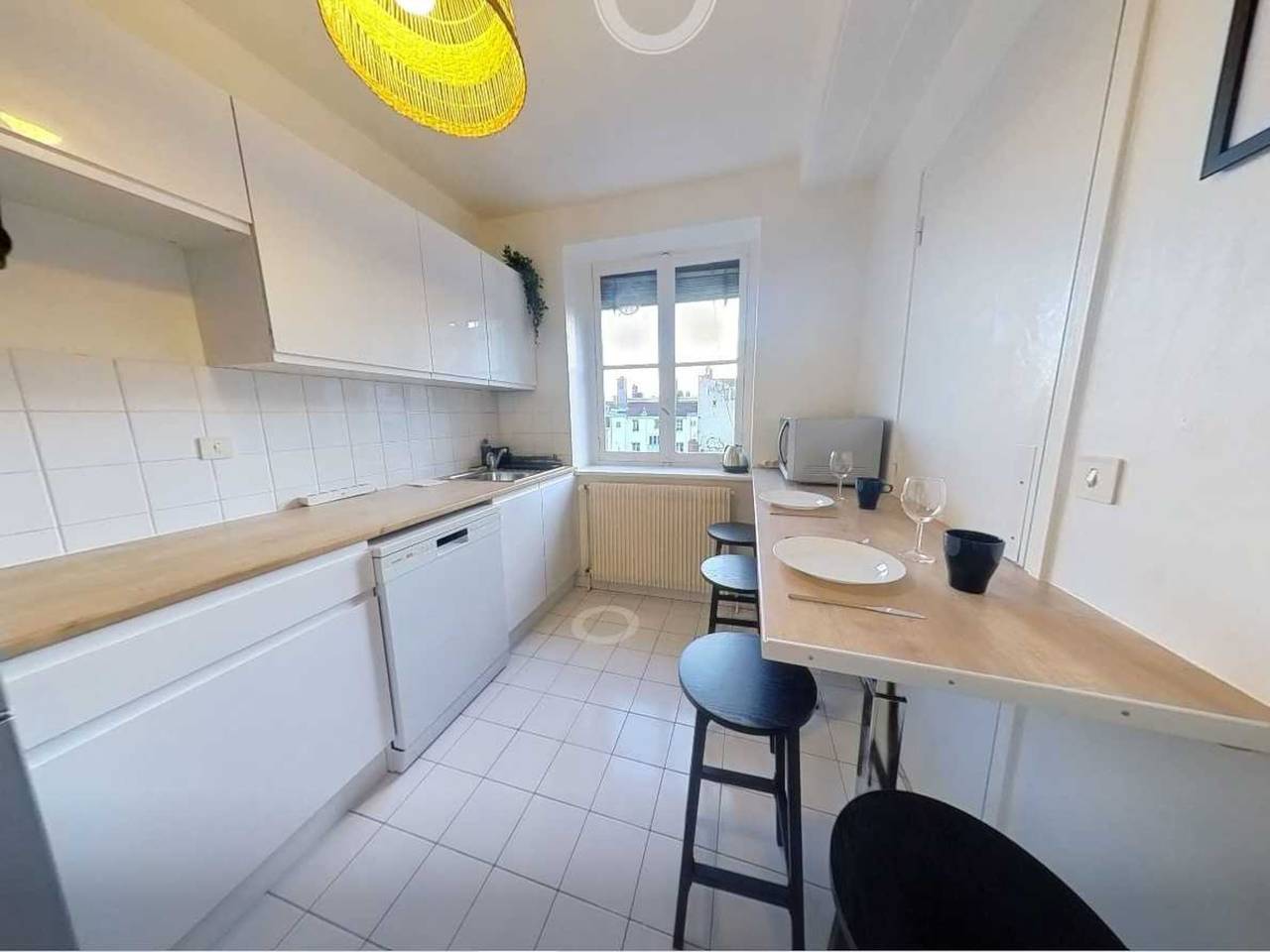 Ganze Wohnung, Gemütliches Zimmer in einer freundlichen Wohngemeinschaft – Lyon 8. in Lyon, Lyon und Umgebung