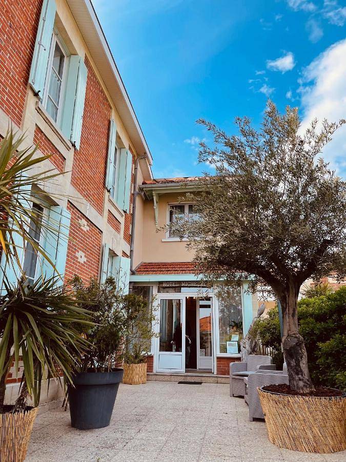 Hôtel Michelet Plage in Soulac-sur-Mer, Région de Lesparre-Médoc