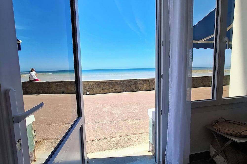 Entire apartment, Nouveaute : Front De Mer Neuf Bien Équipé Belle Vue Mer Pour Sejour Parfait in Agon-Coutainville, Coutances