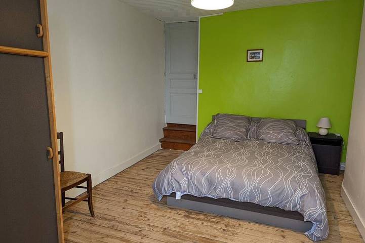 Gîte pour 6 personnes, avec jardin à Blanzaguet-Saint-Cybard - 4